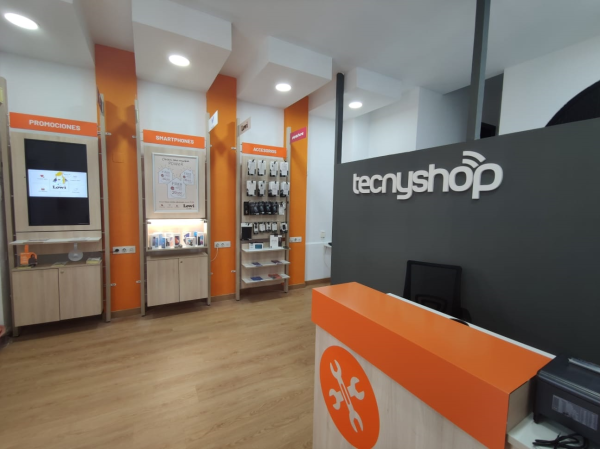 TECNYSHOP AFIANZA SU MODELO DE FRANQUICIA FOMENTANDO LA VENTA ASISTENCIAL Y TRATO AL CLIENTE